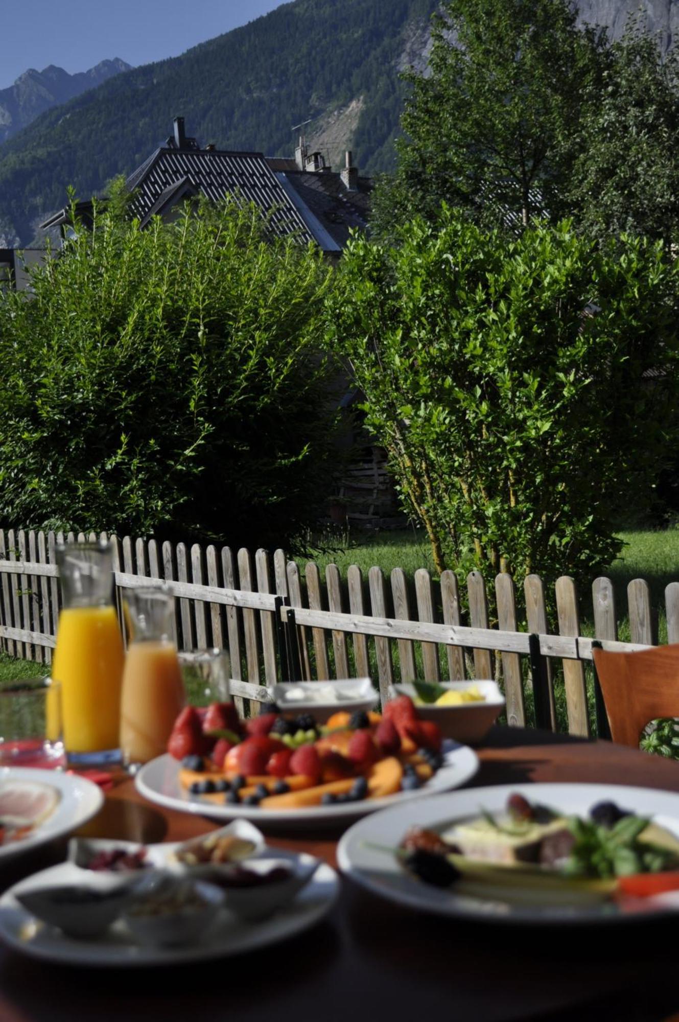 Chalet la Cachette Cyclists&Skiers Le Bourg-dʼOisans Exteriör bild